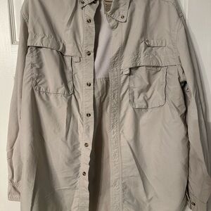 LL Bean Light khaki color fishing Shirt sz M